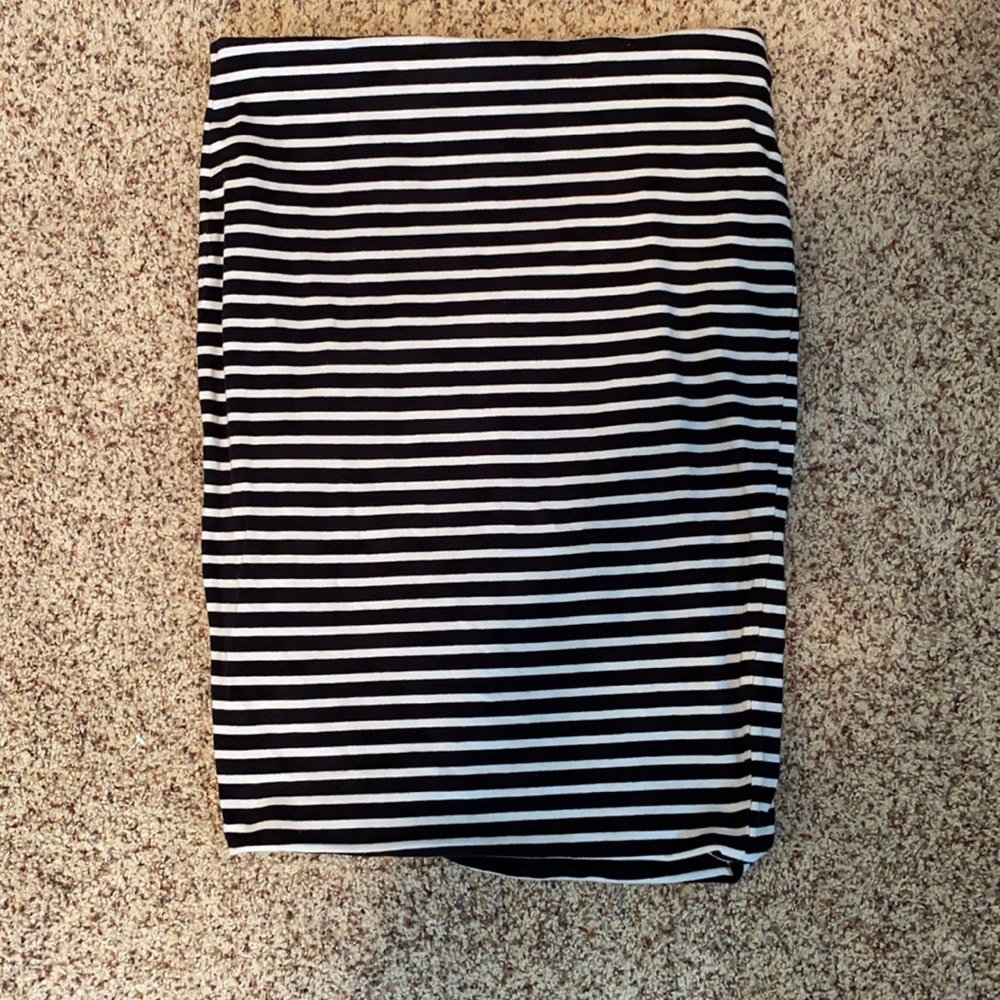 Pencil skirt